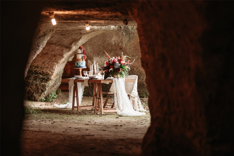 OMNIA VINCIT AMOR, EL AMOR TODO LO PUEDE mesa-banquete-boda 