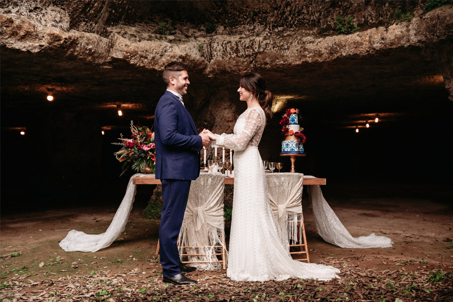 OMNIA VINCIT AMOR, EL AMOR TODO LO PUEDE novios-banquete 