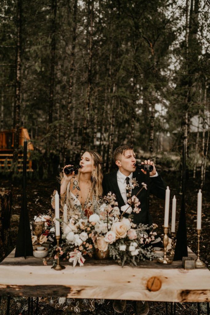 BODA DE OTOÑO EN UNA CABAÑA banquete-boda-rustica-683x1024 