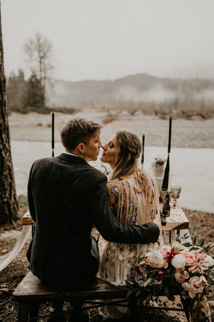 BODA DE OTOÑO EN UNA CABAÑA boda-rustica-banquete-683x1024 