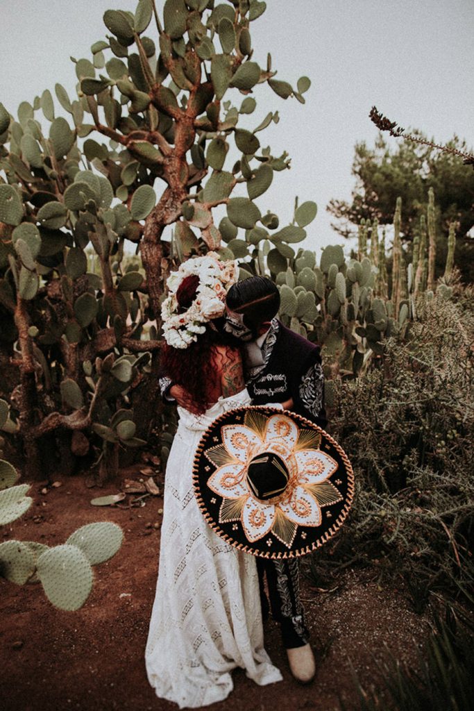 BODA EL DÍA DE DIFUNTOS novios-boda-halloween-683x1024 