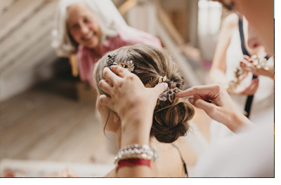 CINCO TIPS PARA CUIDAR TU CABELLO ANTES DE LA BODA novia-peinado 