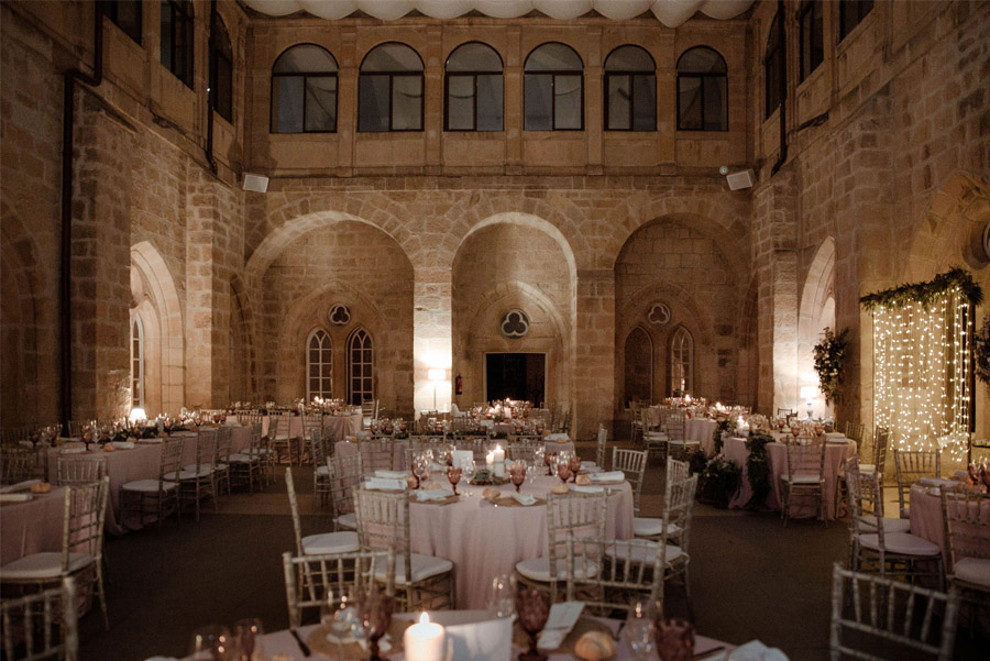 MARÍA & RUBÉN: UN ENLACE OTOÑAL AL MÁS PURO ESTILO VASCO banquete-de-boda 