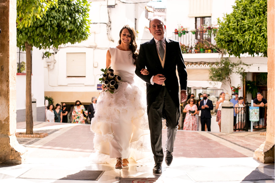 AURORA & JAVI: VERANO EN MARBELLA llegada-novia 