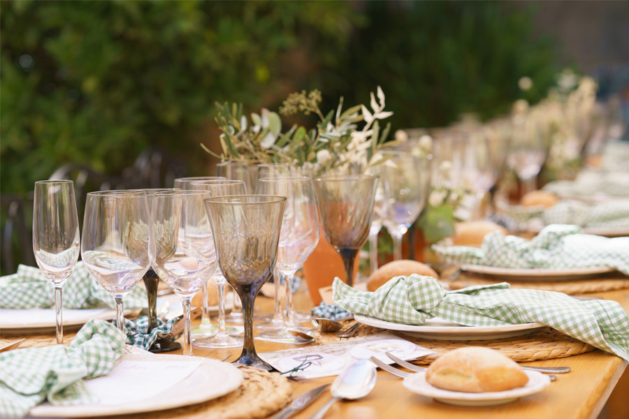 ALBERT Y NURIA: BODA EN EL EMPORDÀ mesa-banquete 