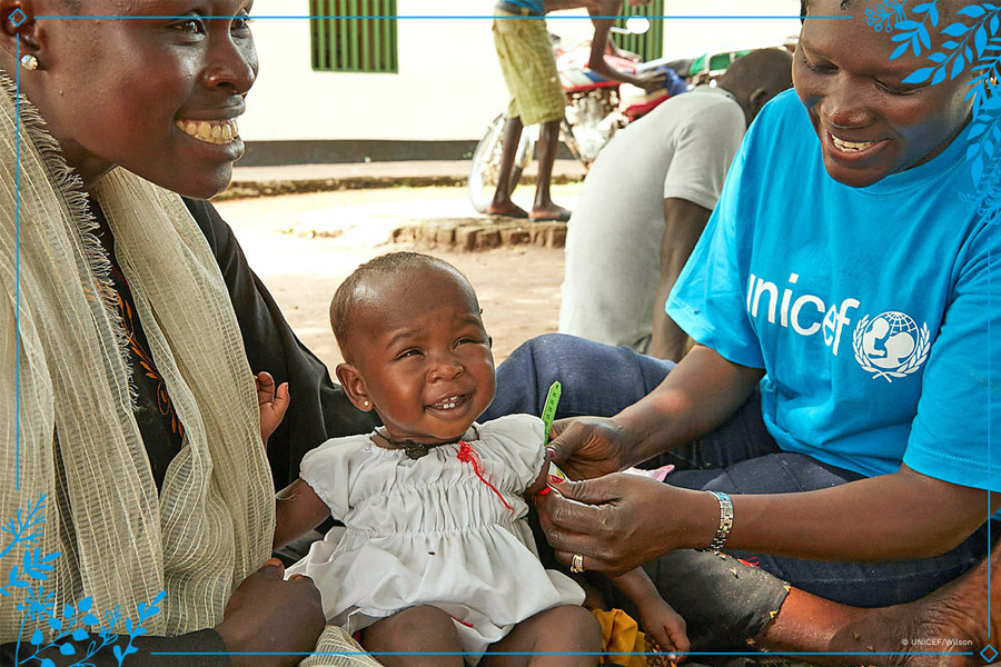 REGALO AZUL DE UNICEF, EL ‘ALGO AZUL’ MÁS SOLIDARIO regalo-boda-solidario 