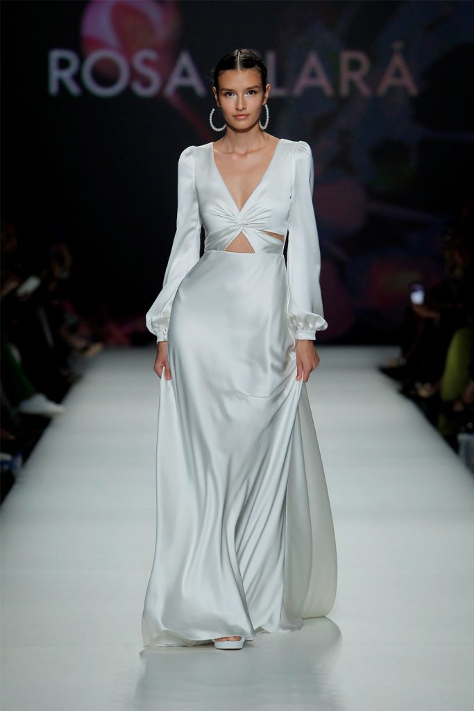 ROSA CLARÁ PRESENTA SU COLECCIÓN 2023 EN LA BARCELONA BRIDAL FASHION WEEK rosa-clara-vestido-novia-683x1024 