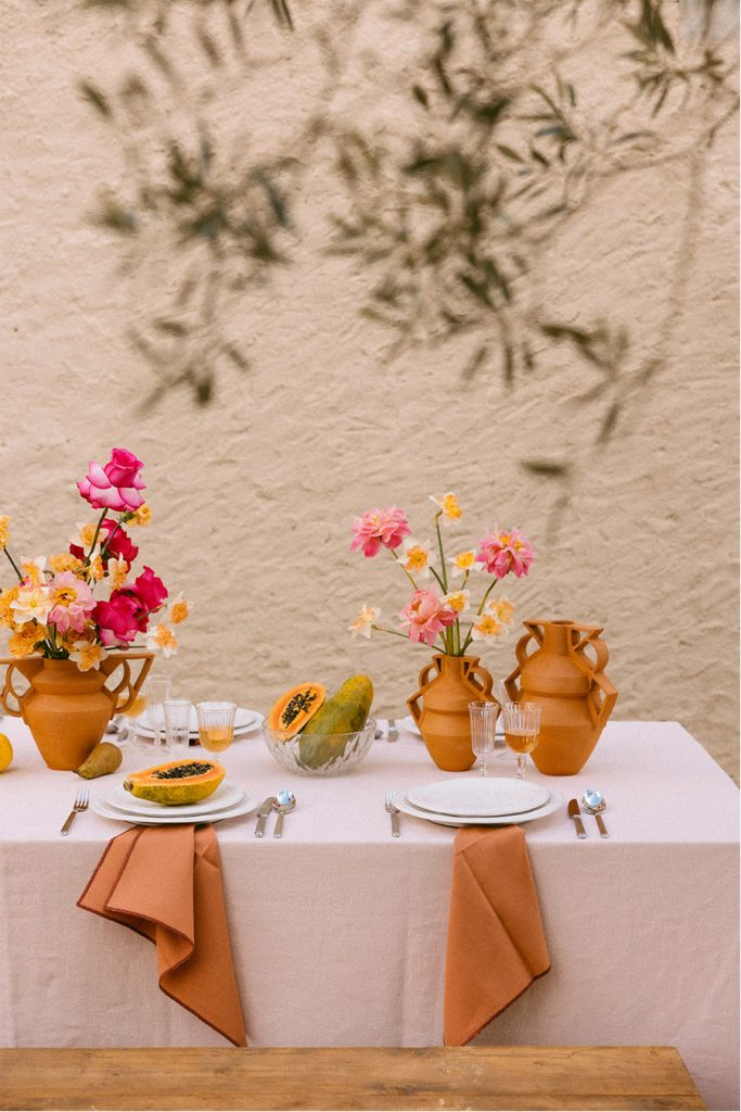 DECORACIÓN DE MESA PARA UNA BODA DE VERANO decoracion-mesa-verano-683x1024 