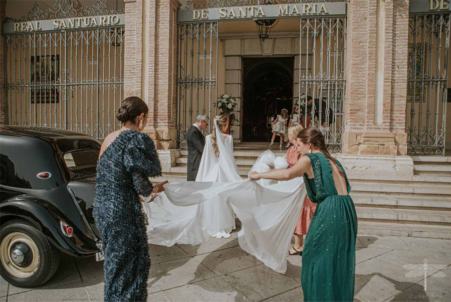 GEMA & PABLO: LA FUERZA DEL DESTINO llegada-novia 