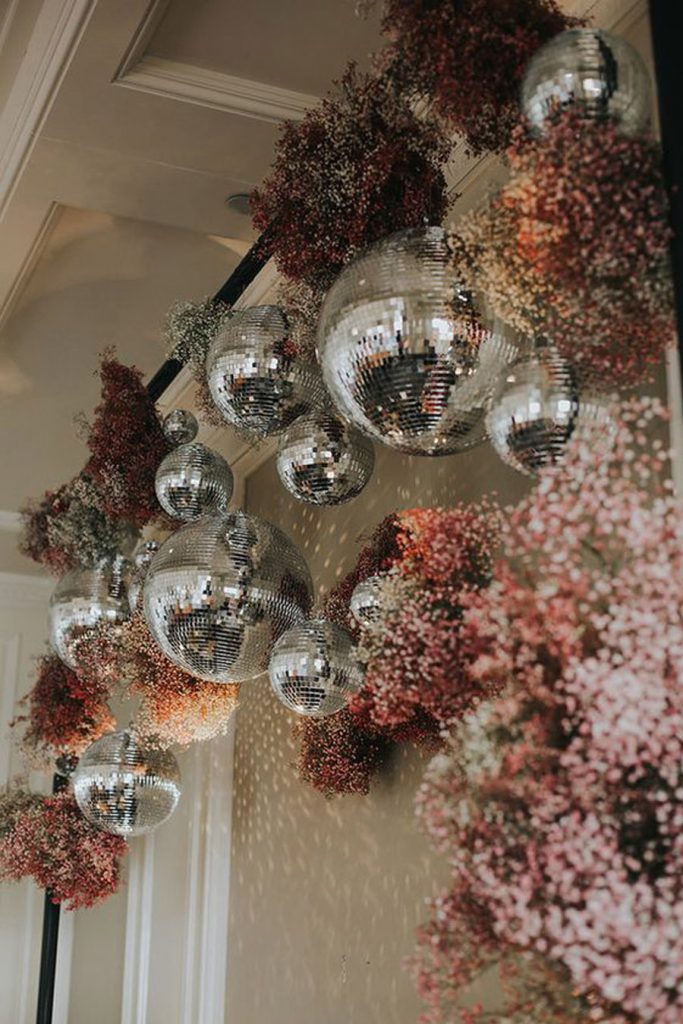 DISCO BALLS disco-ball-bodas-683x1024 