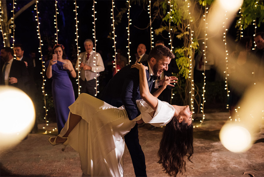 INMA & FRAN: UNA FIESTA INOLVIDABLE novios-baile 