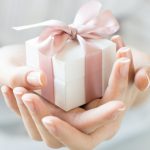 <strong>CINCO IDEAS DE REGALOS PARA PADRES EN TU BODA</strong>