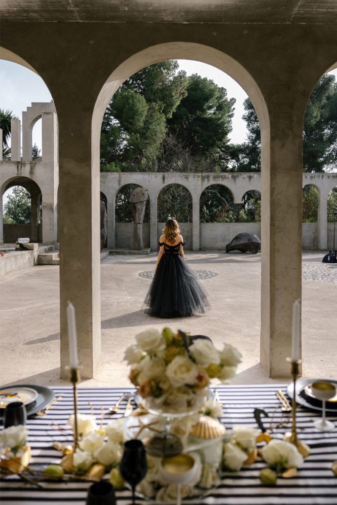 BAJO LA ESTELA DE ELSA SCHIAPARELLI boda-editorial-683x1024 