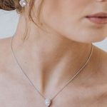SI QUIERES PONERTE UNA CADENA DE PLATA ANTIGUA PARA TU BODA, ESTE TRUCO TE AYUDARÁ A RECUPERARLA