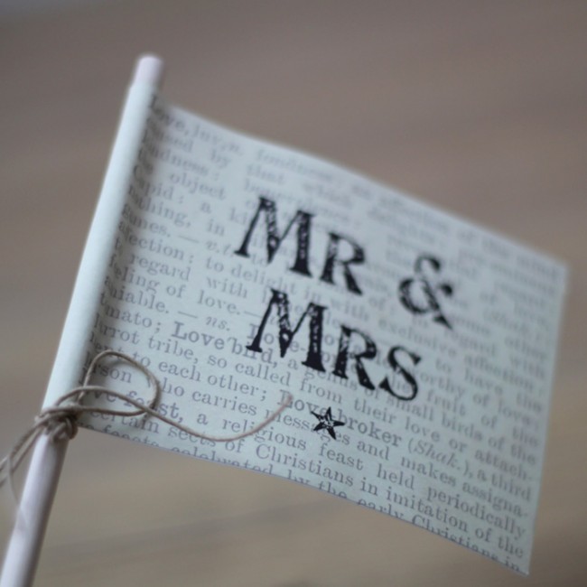 Banderita mr mrs: Estilo y distinción