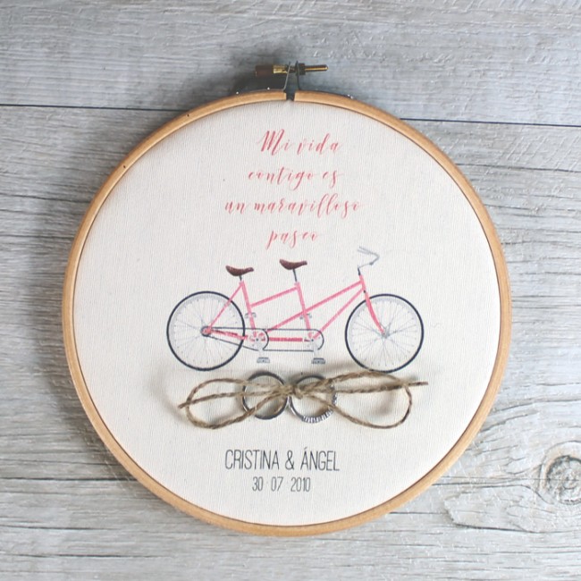 Bastidor porta alianzas bicicleta: Magia y detalles