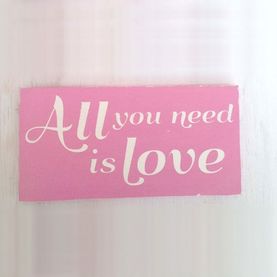Cartel All You Need Is Love