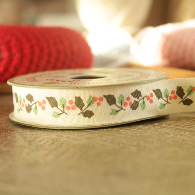 Cinta de hojas y flores: Detalles y decoración