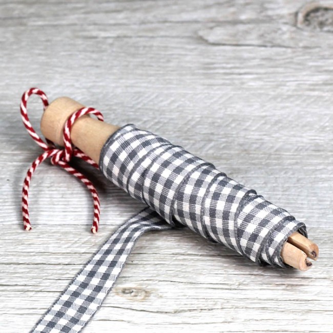Cinta de tela Vichy gris: Detalles y decoración