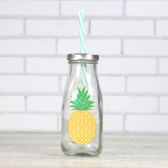 Botellita piña: Detalles y decoración