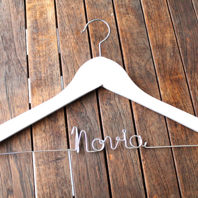 Perchas personalizadas novia
