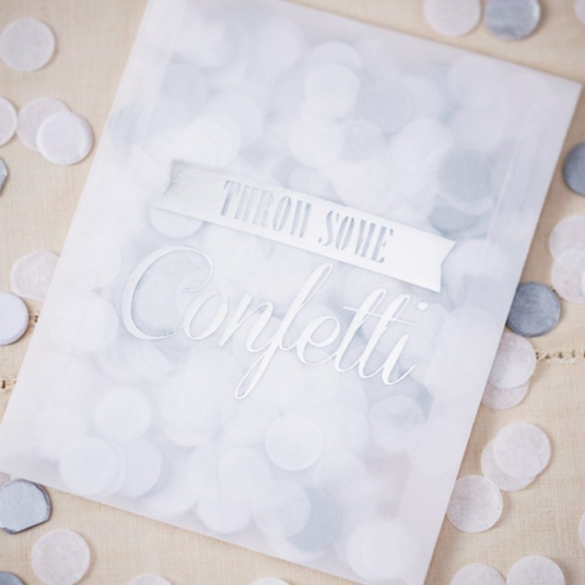 Sobres de confetti plateado
