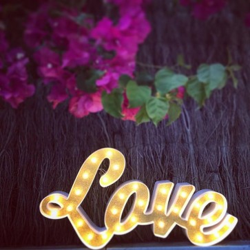 Love luminoso retro