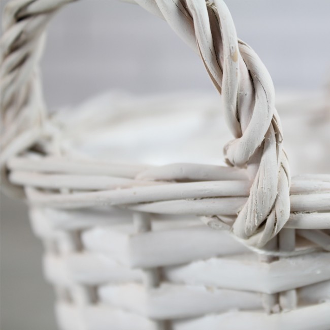 Cestas blancas de mimbre | Una Boda Original