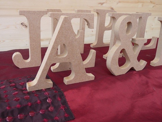 Letras de madera sin pintar (10cmx15mm) | Una Boda Original