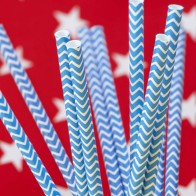 Cañitas rayas azules chevron 25 uds.