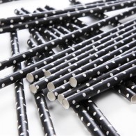 Cañitas negras con lunares blancos 25 uds.