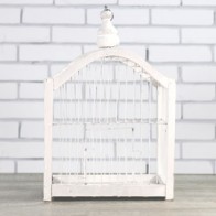 Jaula de madera y metal grande