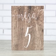 Meseros de madera para bodas