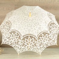 Parasol de novia blanco