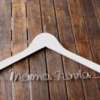 Perchas personalizadas Mamá Novia