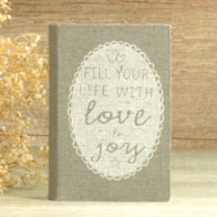 Porta alianzas libro de madera