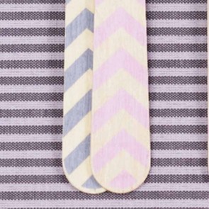 Cubiertos de madera decorados (18 uds.)
