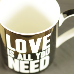 Taza Love is All You Need