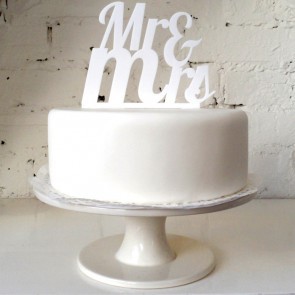 Cake topper Mr and Mrs